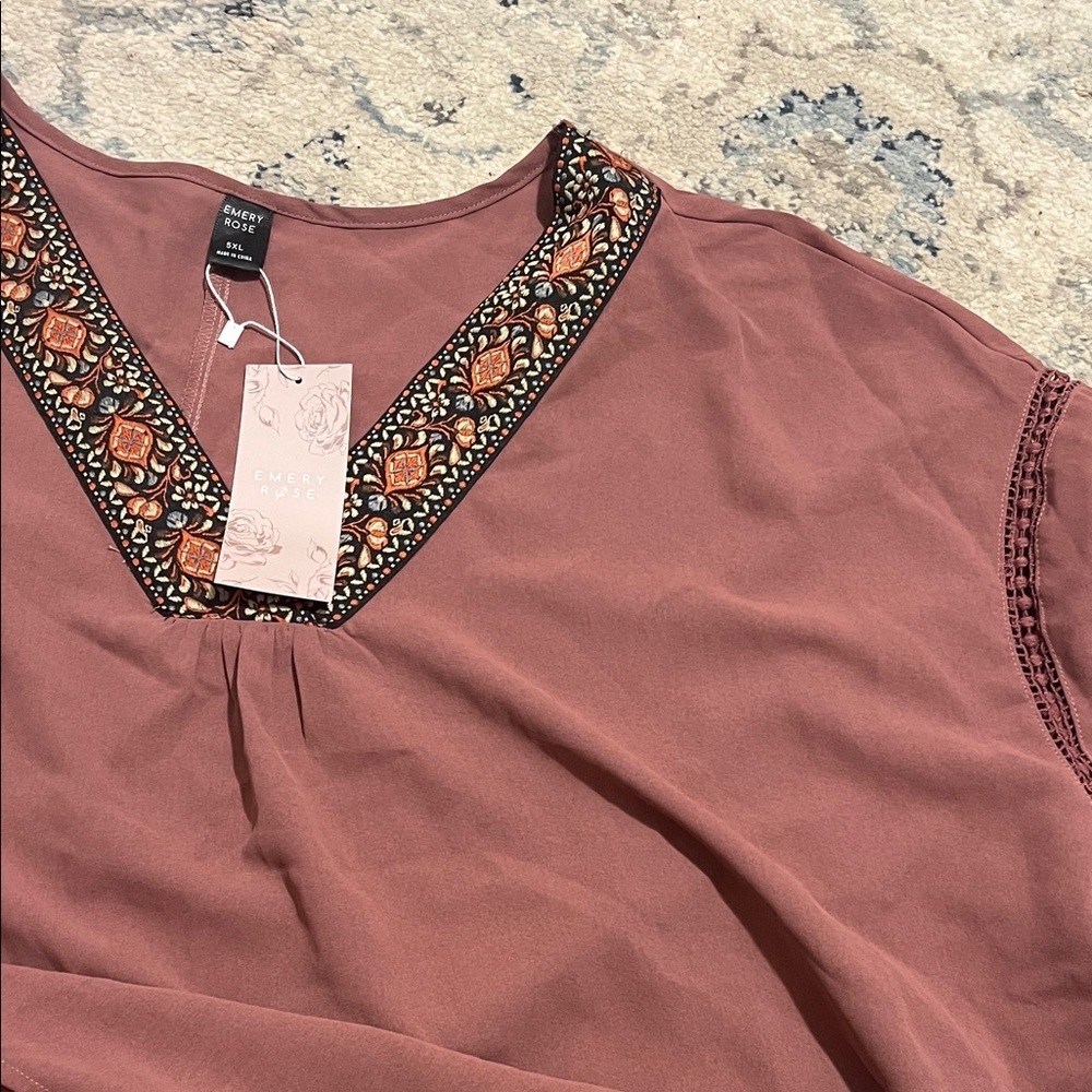 Emery Rose Embroidered V Neck Blouse Dusty Rose Mauve - Picture 6 of 10
